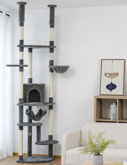 Arbre à Chat Géant